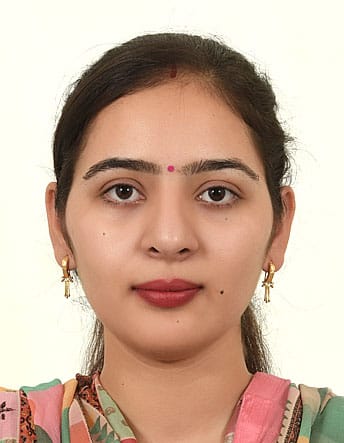 Student portrait for Navdeep Kaur